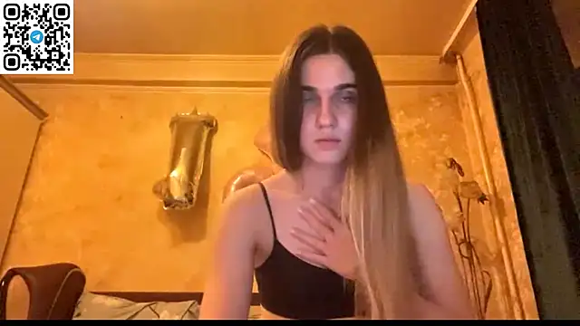 Snapshot of LovelySilk_63 chatting on 23, 5, 2026 LovelySilk 63 online show from 23, 5, 2026