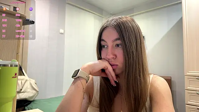 Snapshot of AuroraLawson chatting on 8, 4, 2026 AuroraLawson online show from 8, 4, 2026