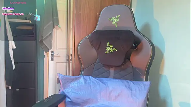 JadeAlexis403 online show from 14, 2, 2026