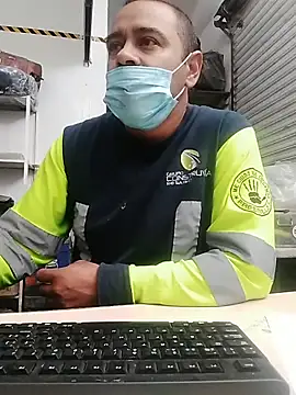 Snapshot of OMARMEX1 chatting on 8, 4, 2026 OMARMEX1 online show from 8, 4, 2026