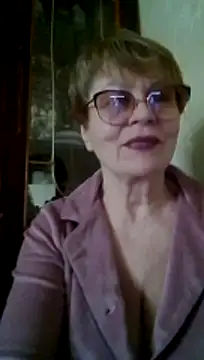 Snapshot of SophieBurns chatting on 13, 5, 2026 SophieBurns online show from 13, 5, 2026