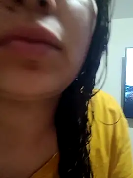 Snapshot of MajoArias chatting on 8, 3, 2026 MajoArias online show from 8, 3, 2026