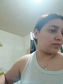 Snapshot of MajoArias chatting on 23, 4, 2026 MajoArias online show from 23, 4, 2026