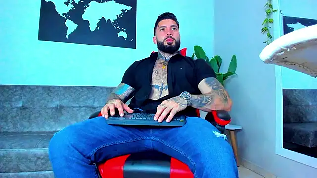 Alessrose online show from 3, 3, 2026