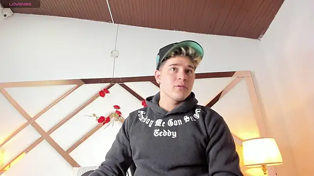 Snapshot of rayan_linxx chatting on 14, 2, 2026 rayan linxx online show from 14, 2, 2026