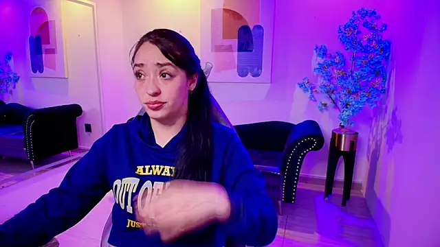 Snapshot of Alanna__scott chatting on 1, 4, 2026 Alanna scott online show from 1, 4, 2026