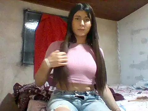 Snapshot of lucyscay_ chatting on 2, 4, 2026 lucyscay online show from 2, 4, 2026