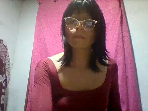Snapshot of lucyscay_ chatting on 12, 4, 2026 lucyscay online show from 12, 4, 2026