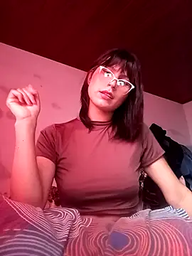 Snapshot of lucyscay_ chatting on 2, 5, 2026 lucyscay online show from 2, 5, 2026
