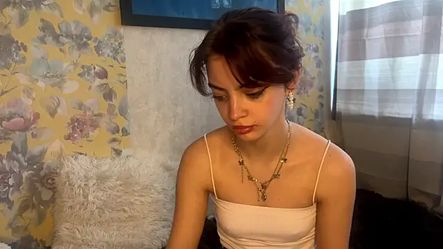 Snapshot of CassyVixen chatting on 28, 5, 2026 CassyVixen online show from 28, 5, 2026