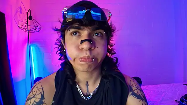 Snapshot of Axell_Kussh chatting on 27, 3, 2026 Axell Kussh online show from 27, 3, 2026