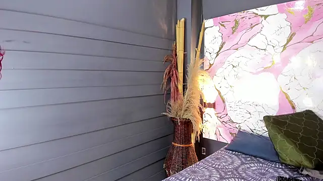 Snapshot of Nahomii__Doll chatting on 8, 4, 2026 Nahomii Doll online show from 8, 4, 2026