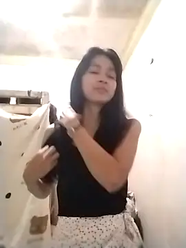 sweet maxine44 online show from 17, 4, 2026