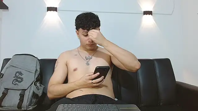 Snapshot of Philip_Jons chatting on 9, 3, 2026 Philip Jons online show from 9, 3, 2026