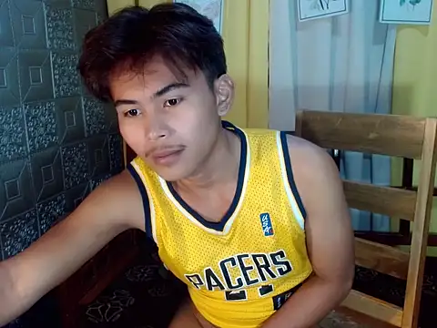 Snapshot of twink_ivanxxxx chatting on 7, 5, 2026 twink ivanxxxx online show from 7, 5, 2026