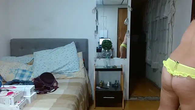 Karo sexy online show from 29, 1, 2025