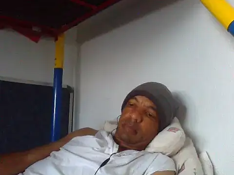 Snapshot of lavelle26 chatting on 1, 4, 2026 lavelle26 online show from 1, 4, 2026