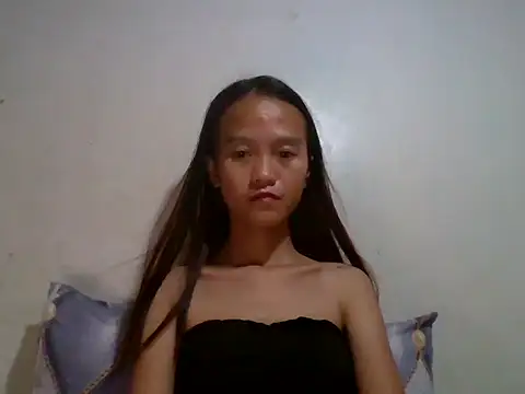 Snapshot of Yourlilpinayy chatting on 12, 3, 2026 Yourlilpinayy online show from 12, 3, 2026