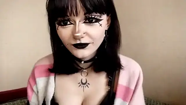 Snapshot of SmilingPatent chatting on 16, 2, 2026 SmilingPatent online show from 16, 2, 2026