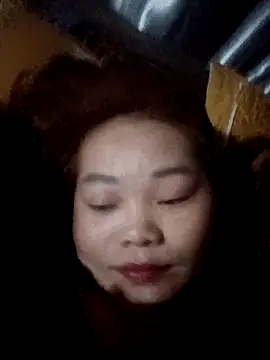 Miesi-c2clove online show from 8, 2, 2026