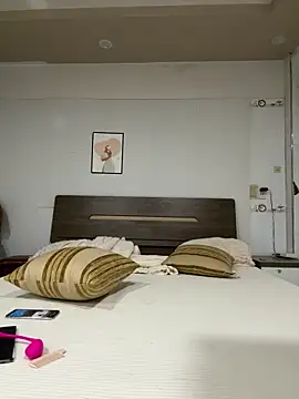 Snapshot of Rin-yiyi chatting on 11, 4, 2026 Rin-yiyi online show from 11, 4, 2026