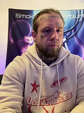 Snapshot of Smokebluntafterblunt chatting on 26, 4, 2026 Smokebluntafterblunt online show from 26, 4, 2026
