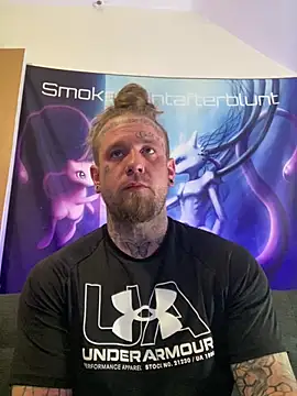 Snapshot of Smokebluntafterblunt chatting on 4, 5, 2026 Smokebluntafterblunt online show from 4, 5, 2026