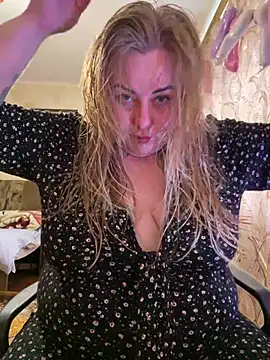 Mommy-girl-Lola online show from 10, 5, 2026