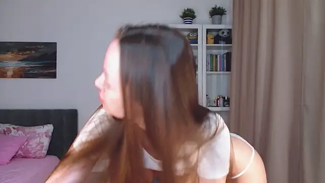 Eva Allen online show from 16, 4, 2026