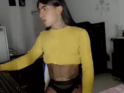 Snapshot of nebullax_mcqueen chatting on 15, 2, 2026 nebullax mcqueen online show from 15, 2, 2026