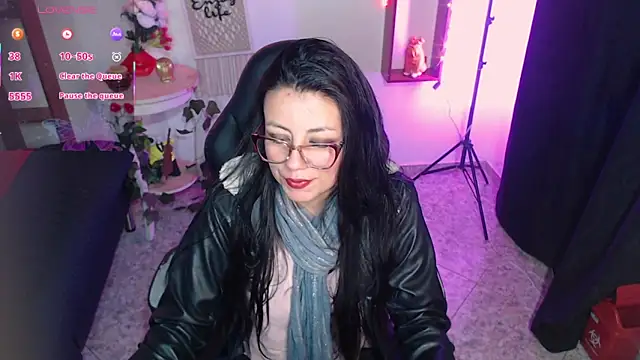 QueenRose94 online show from 13, 3, 2026