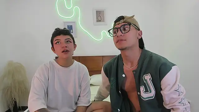 Snapshot of hardcoreheat_ind chatting on 11, 2, 2026 hardcoreheat ind online show from 11, 2, 2026