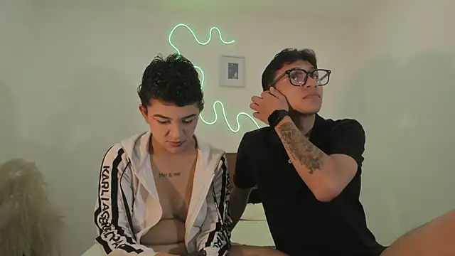 Snapshot of hardcoreheat_ind chatting on 1, 3, 2026 hardcoreheat ind online show from 1, 3, 2026