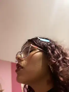 Snapshot of Rylia chatting on 29, 3, 2026 Rylia online show from 29, 3, 2026