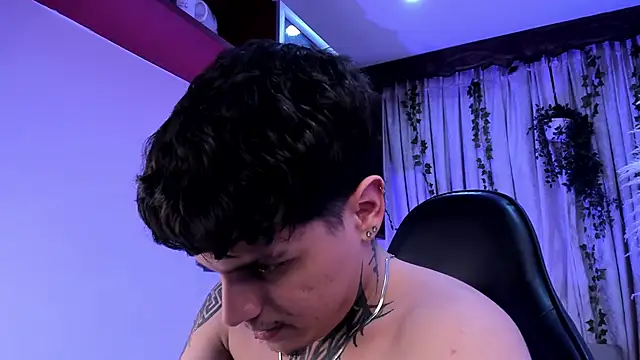 Declan-Foxx online show from 14, 4, 2026