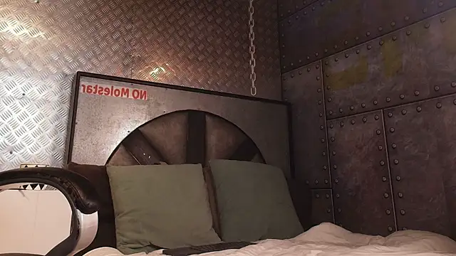 ItsZairen online show from 12, 2, 2026