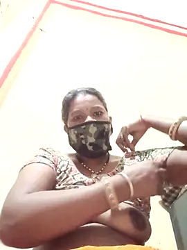 Snapshot of Kirti_sacsena chatting on 14, 3, 2026 Kirti sacsena online show from 14, 3, 2026