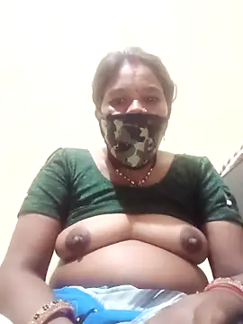 Snapshot of Kirti_sacsena chatting on 15, 3, 2026 Kirti sacsena online show from 15, 3, 2026