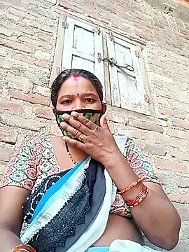 Snapshot of Kirti_sacsena chatting on 7, 4, 2026 Kirti sacsena online show from 7, 4, 2026