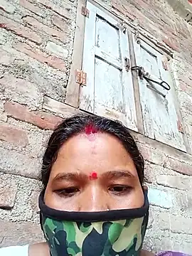 Snapshot of Kirti_sacsena chatting on 8, 4, 2026 Kirti sacsena online show from 8, 4, 2026