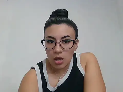 Snapshot of Agusgold22 chatting on 1, 4, 2026 Agusgold22 online show from 1, 4, 2026