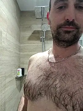 Snapshot of Engiehome chatting on 10, 4, 2026 Engiehome online show from 10, 4, 2026