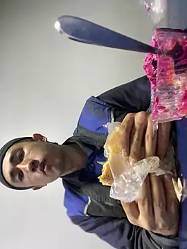 Snapshot of baron5008 chatting on 28, 3, 2026 baron5008 online show from 28, 3, 2026