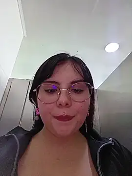 Snapshot of Yulska chatting on 3, 5, 2026 Yulska online show from 3, 5, 2026
