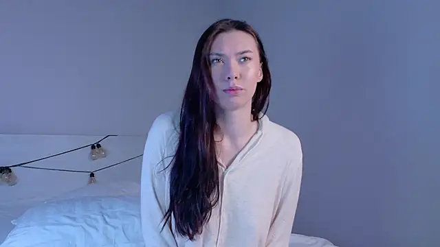 Snapshot of gwenonl1ne chatting on 24, 4, 2026 gwenonl1ne online show from 24, 4, 2026