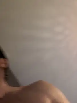 Snapshot of Roberto081www chatting on 16, 4, 2026 Roberto081www online show from 16, 4, 2026