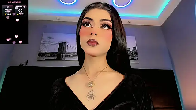 CuteMiaaa online show from 6, 4, 2026