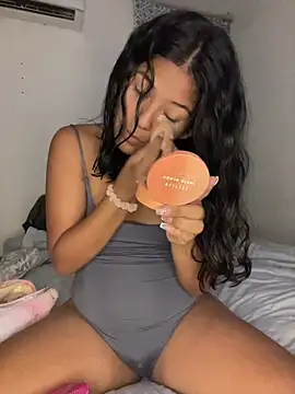 Snapshot of BabyFoxy chatting on 29, 5, 2026 BabyFoxy online show from 29, 5, 2026