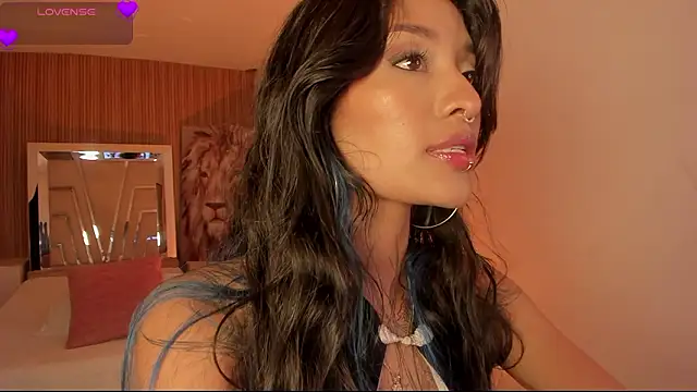 Snapshot of NicoleMonet1 chatting on 10, 3, 2026 NicoleMonet1 online show from 10, 3, 2026