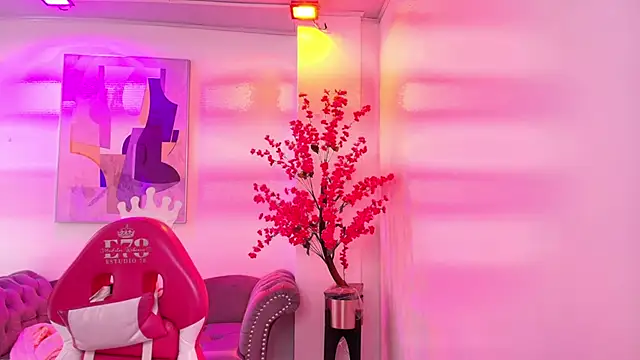 Snapshot of Chloe_dolly chatting on 14, 3, 2026 Chloe dolly online show from 14, 3, 2026